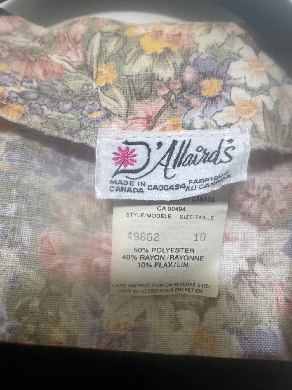 Floral-Print Beige Blazer - Women's Tailored Jacket - Picture 3 of 9